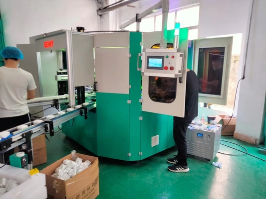2-6 रंग ग्लास बोतल स्क्रीन प्रिंटिंग मशीन प्रिंटिंग क्षेत्र 300 मिमी X 200 मिमी सर्वो ड्राइव रोटरी प्रिंटर