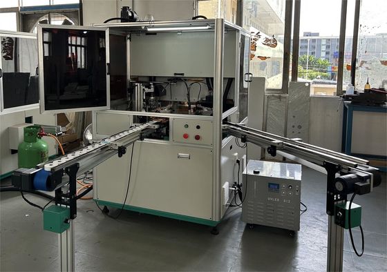 फ्लैट बोर्ड और कवर के लिए स्वचालित यूवी स्क्रीन प्रिंटिंग मशीन