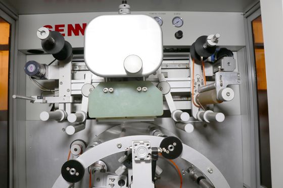 बोतलों के लिए पूरी तरह से स्वचालित हॉट स्टैम्पिंग मशीन 3000pcs/घंटा