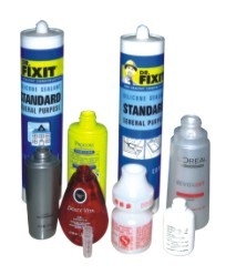 8-रंग 80 पीसी/मिनट स्वचालित सीलेंट ट्यूब यूवी प्रिंटिंग मशीन